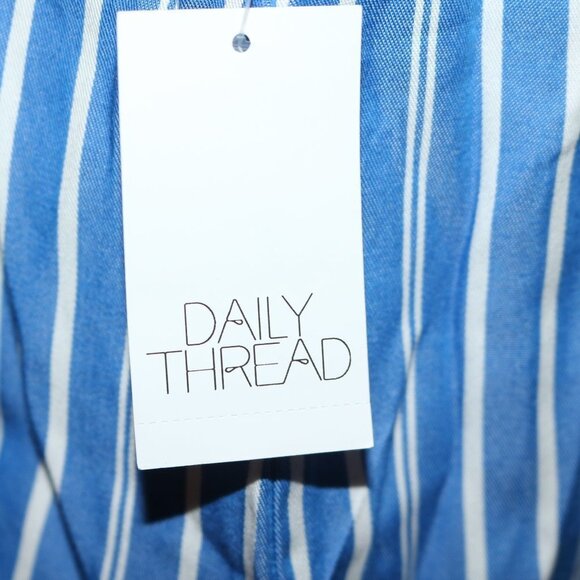 Daily Thread blue stripe longsleeve ladies button down medium 100% rayon - Picture 7 of 8